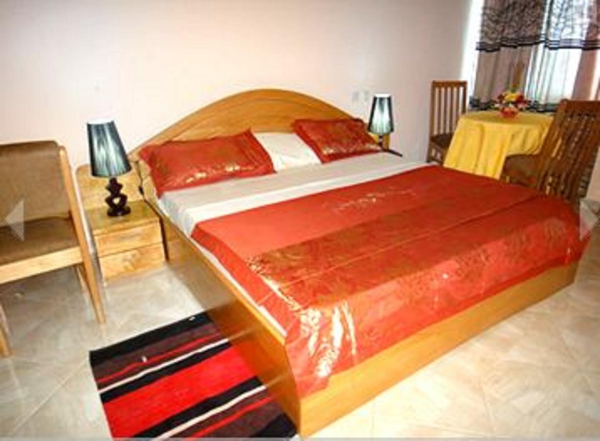 Brookvale Hotel Weija المظهر الخارجي الصورة