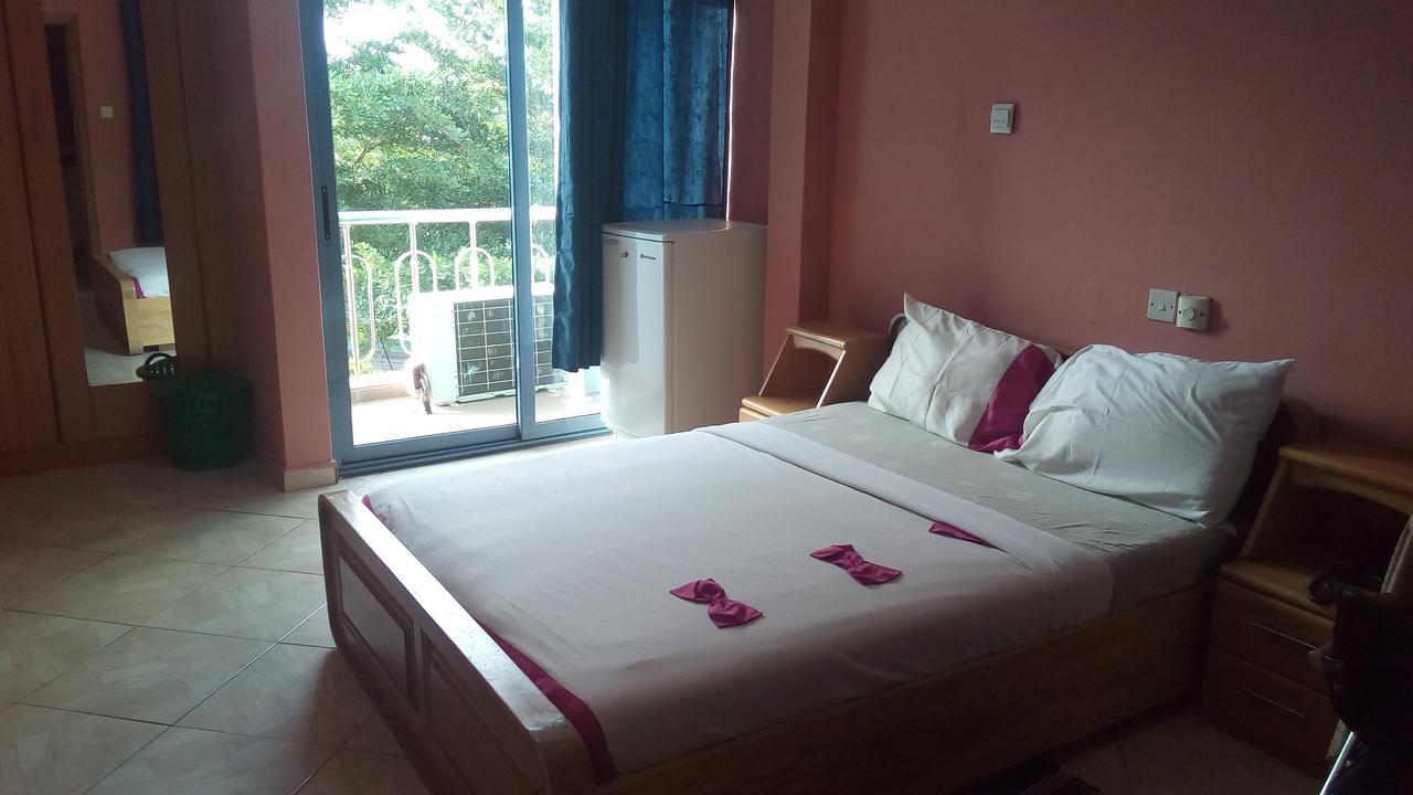 Brookvale Hotel Weija المظهر الخارجي الصورة